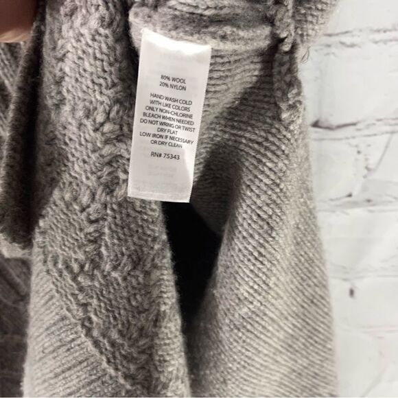 Adrienne Vittadini sweater - Picture 4 of 7